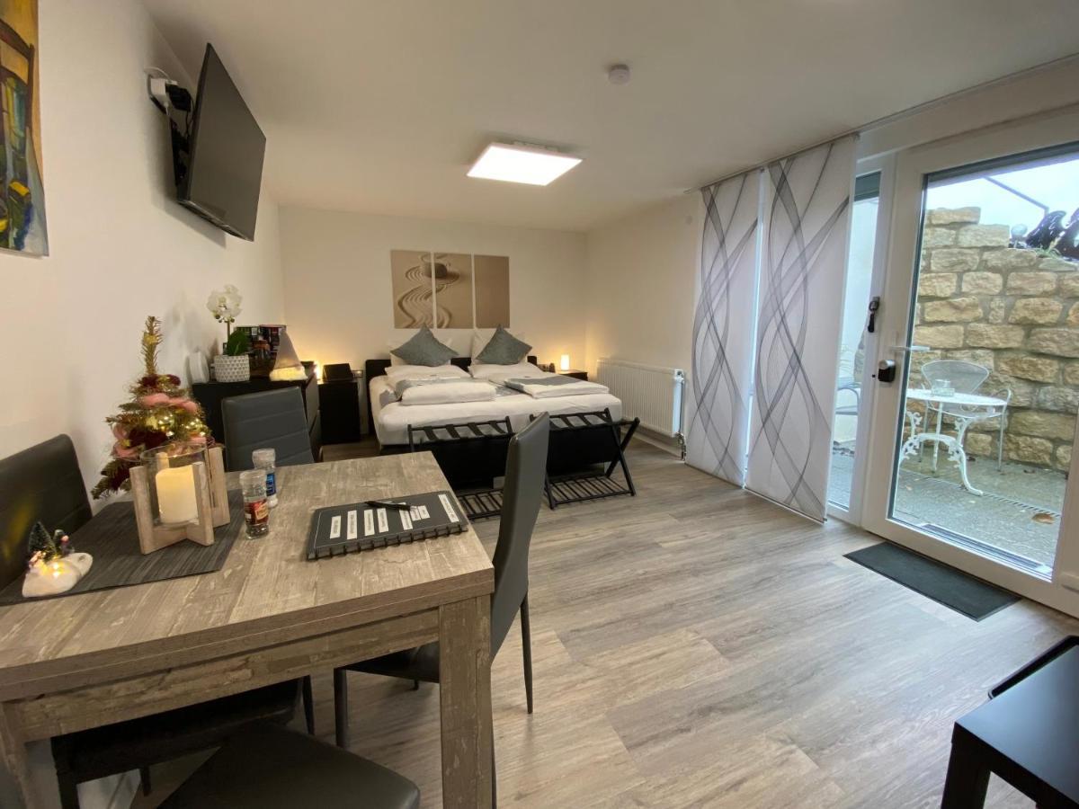 1,5 Zimmer Apartment In S-Bahn Naehe, 35 Qm, Max 4 Pers, Zentral, Private Terasse, Internet 250 Mbit Gärtringen Εξωτερικό φωτογραφία